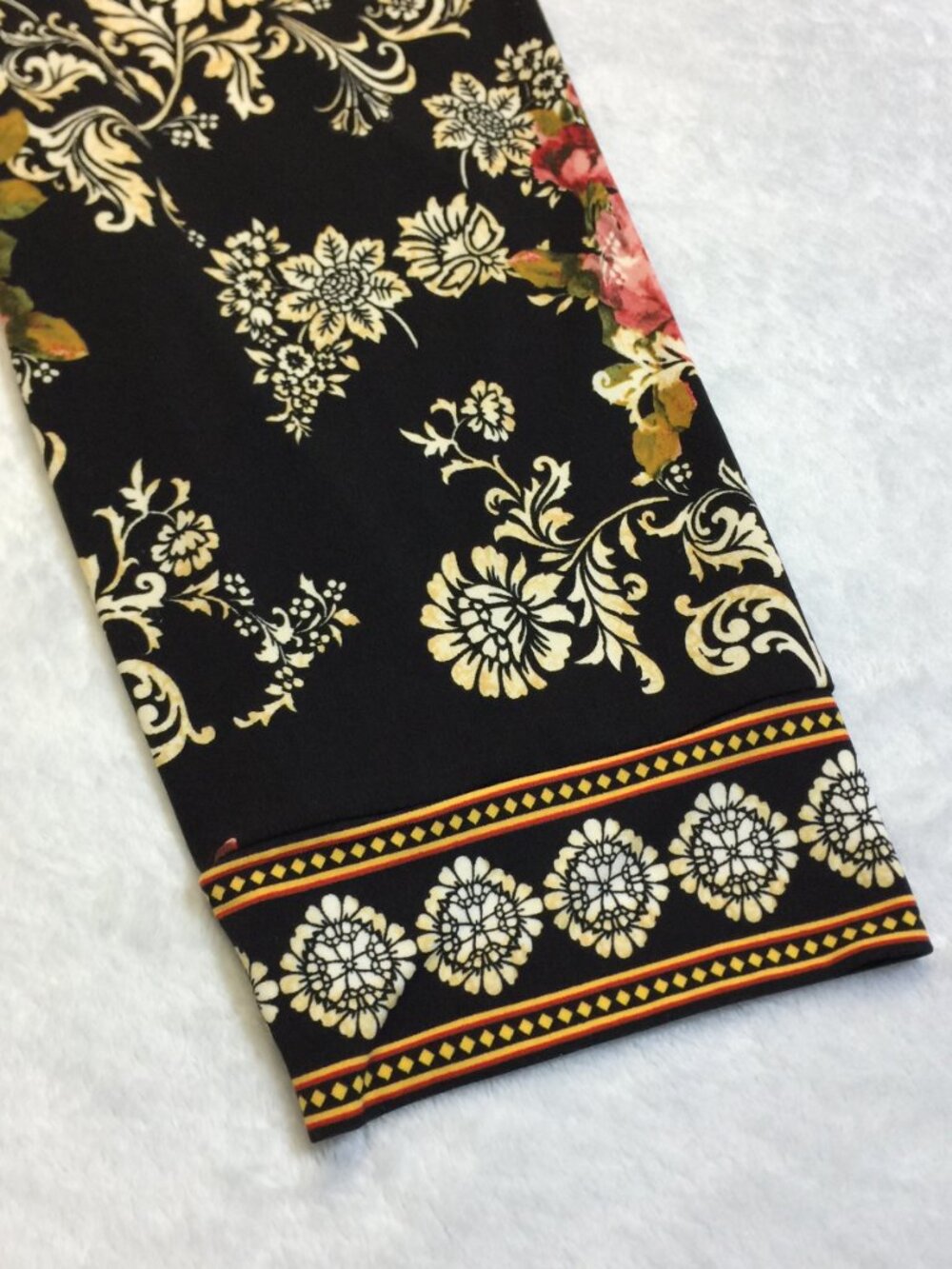 JM Collection Blouse Tunic Top Sz 2X Womans Plus Black Floral V-neck 3/4 Sleeve - Picture 14 of 14